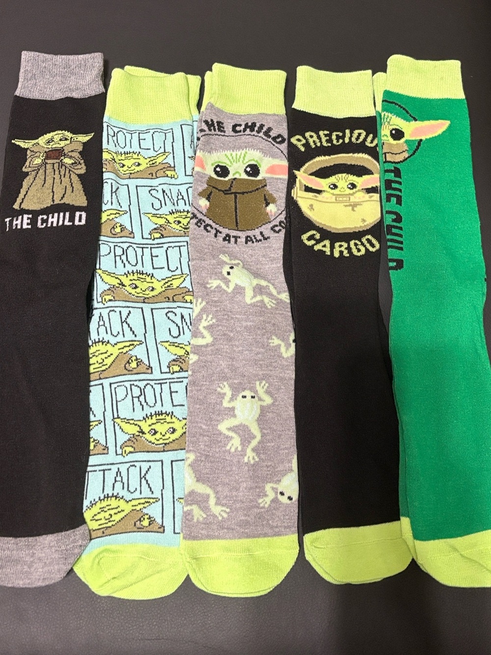 Grogu socks